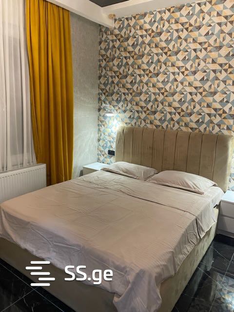 3 room Private House Daily rent. Varketili - Więcej