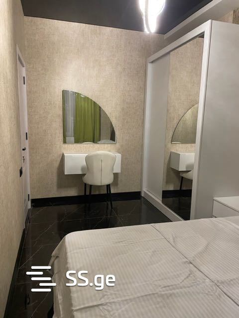 3 room Private House Daily rent. Varketili - Widok 6