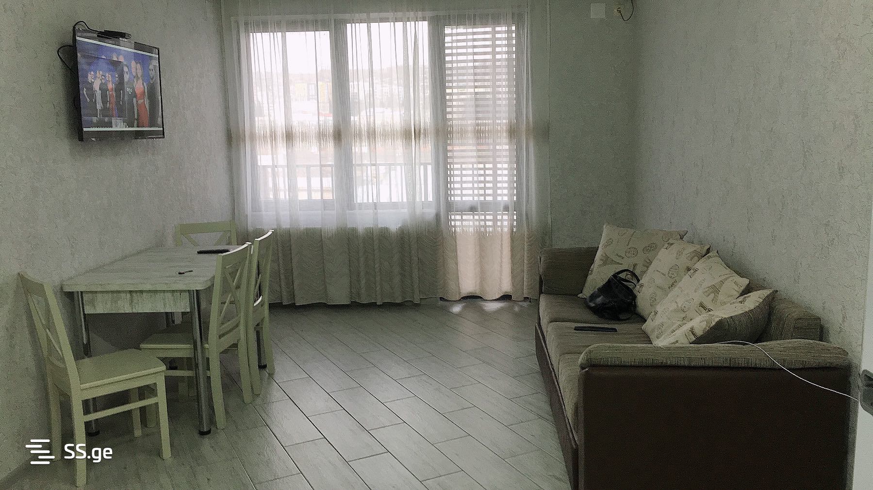 2 Room Flat Daily Rent. Didube view 4