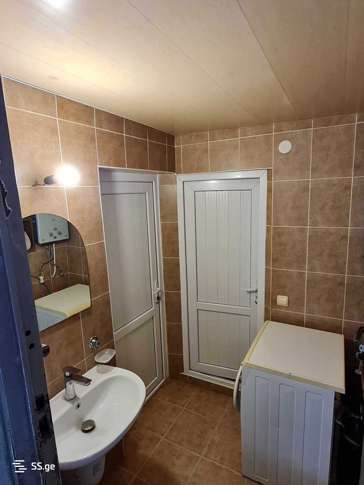 2 Room Private House For Rent. Kutaisi view 8