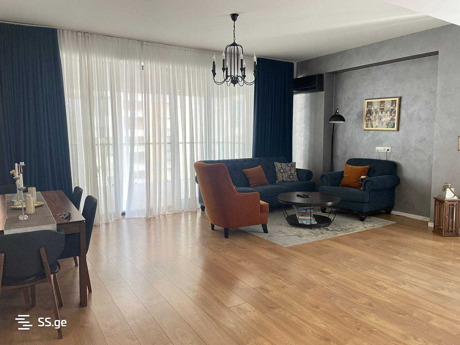 4 room Flat For Sale. Vake, Tbilisi