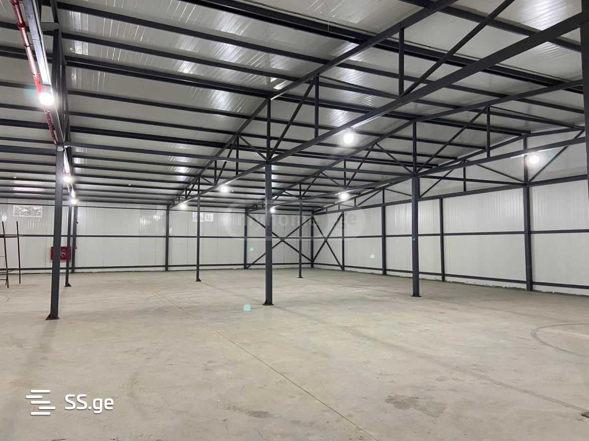 Store-Industrial Property For Rent. Nasaguri view 1