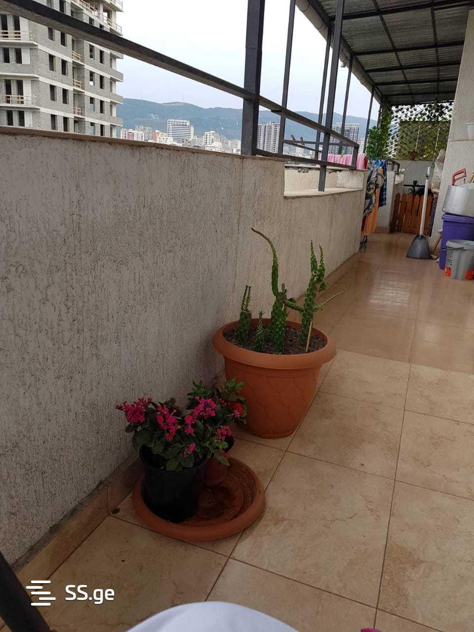 4 Room Flat For Sale, 2 of 4