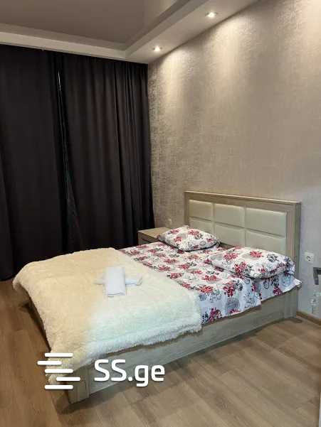 2 Room Flat Daily Rent. Sanzona view 12