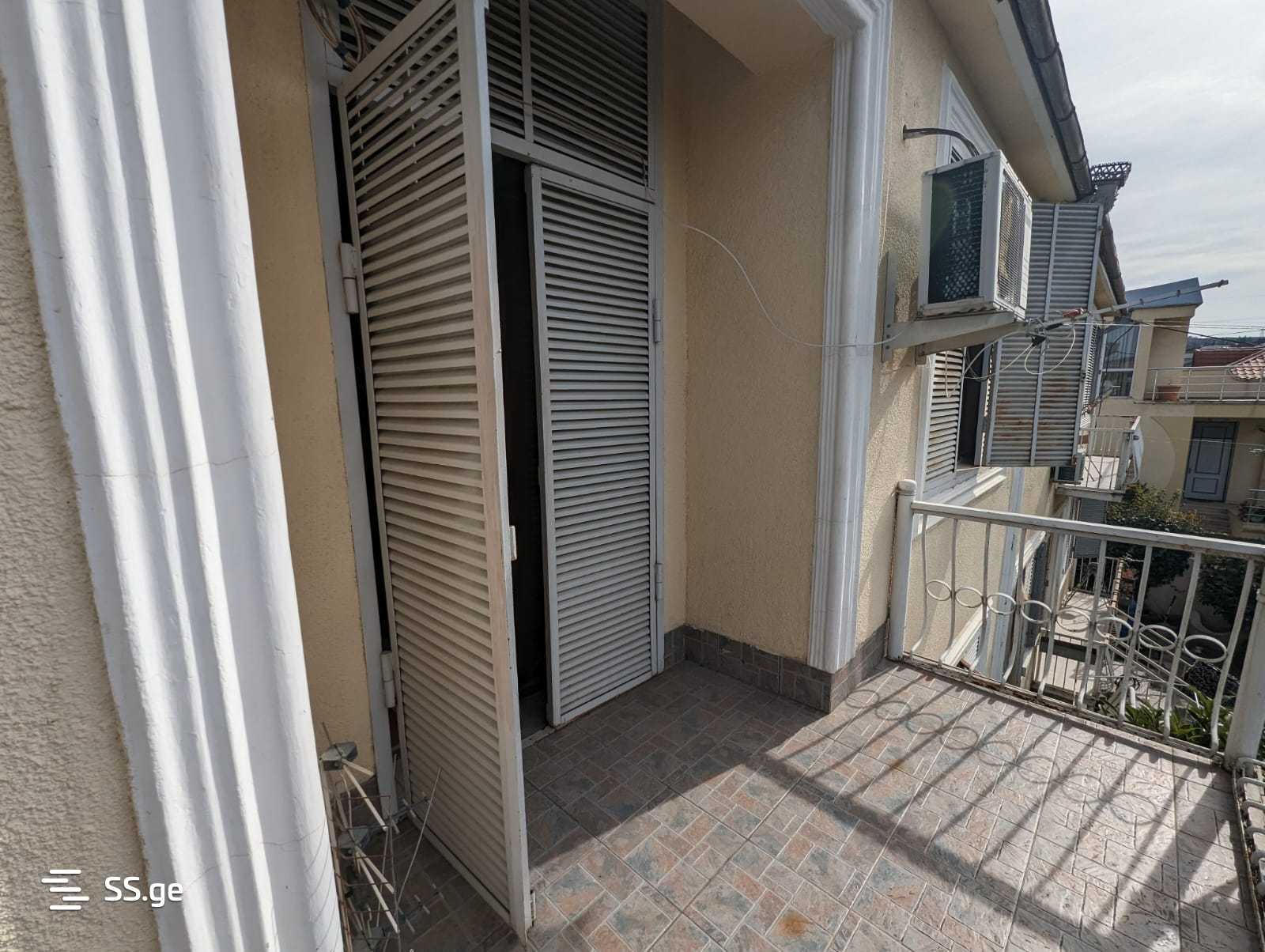 8 Room Hotel For Sale view 6