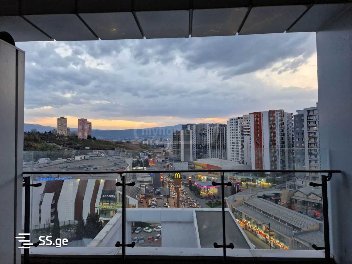 2 Room Flat Daily Rent. Gldani view 4