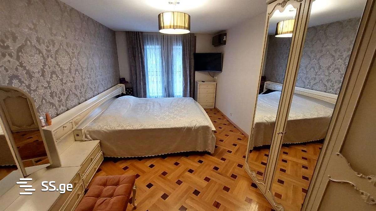 10 Room Private House For Rent. Nadzaladevi view 8