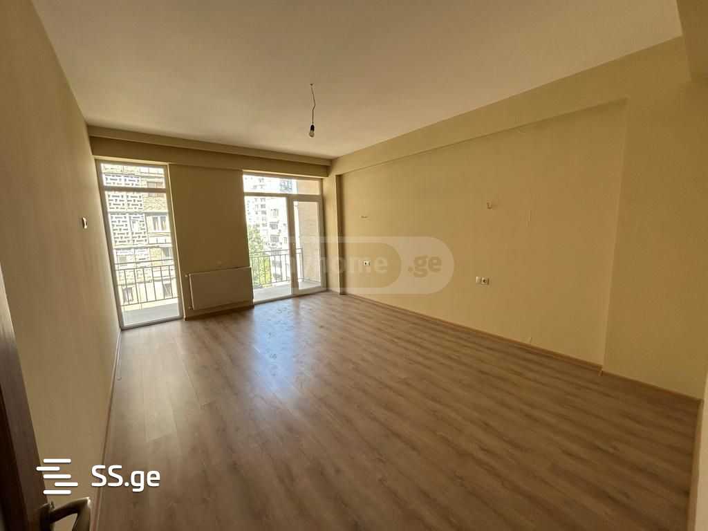 5 Room Flat For Sale view 5