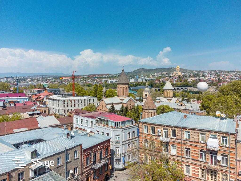 26 Room Hotel For Sale view 9
