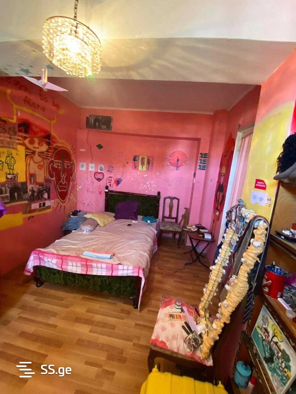 Продажа 4-комната Квартира view 7