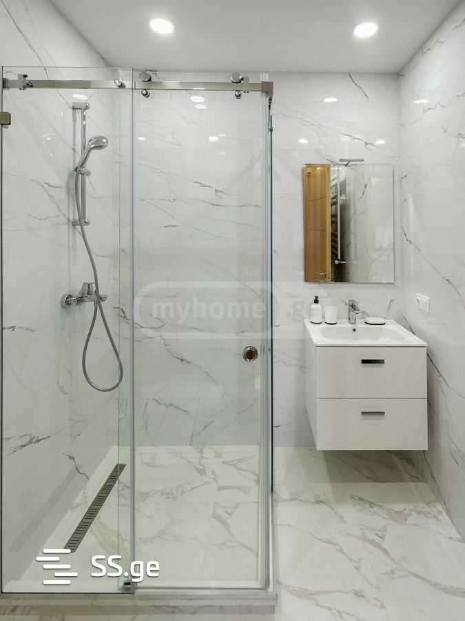 2 Room Flat Daily Rent. Isani view 5