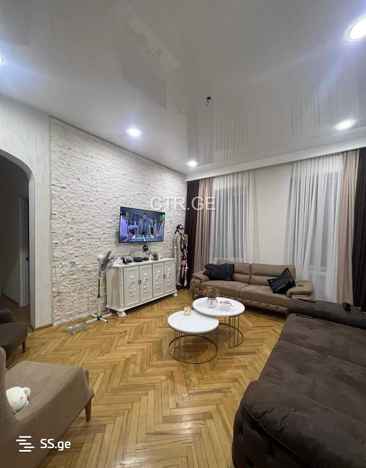Commercial Space For Sale. Chugureti view 3