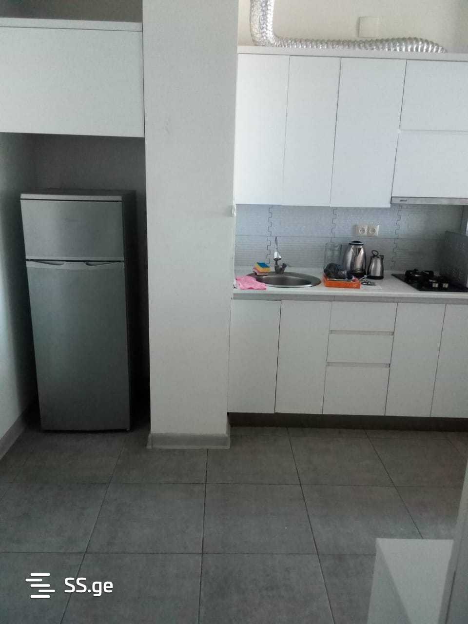 3 Room Flat For Rent. Batumi view 8