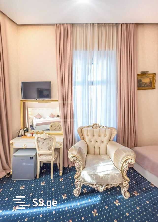 9 room Hotel For Sale. Chugureti