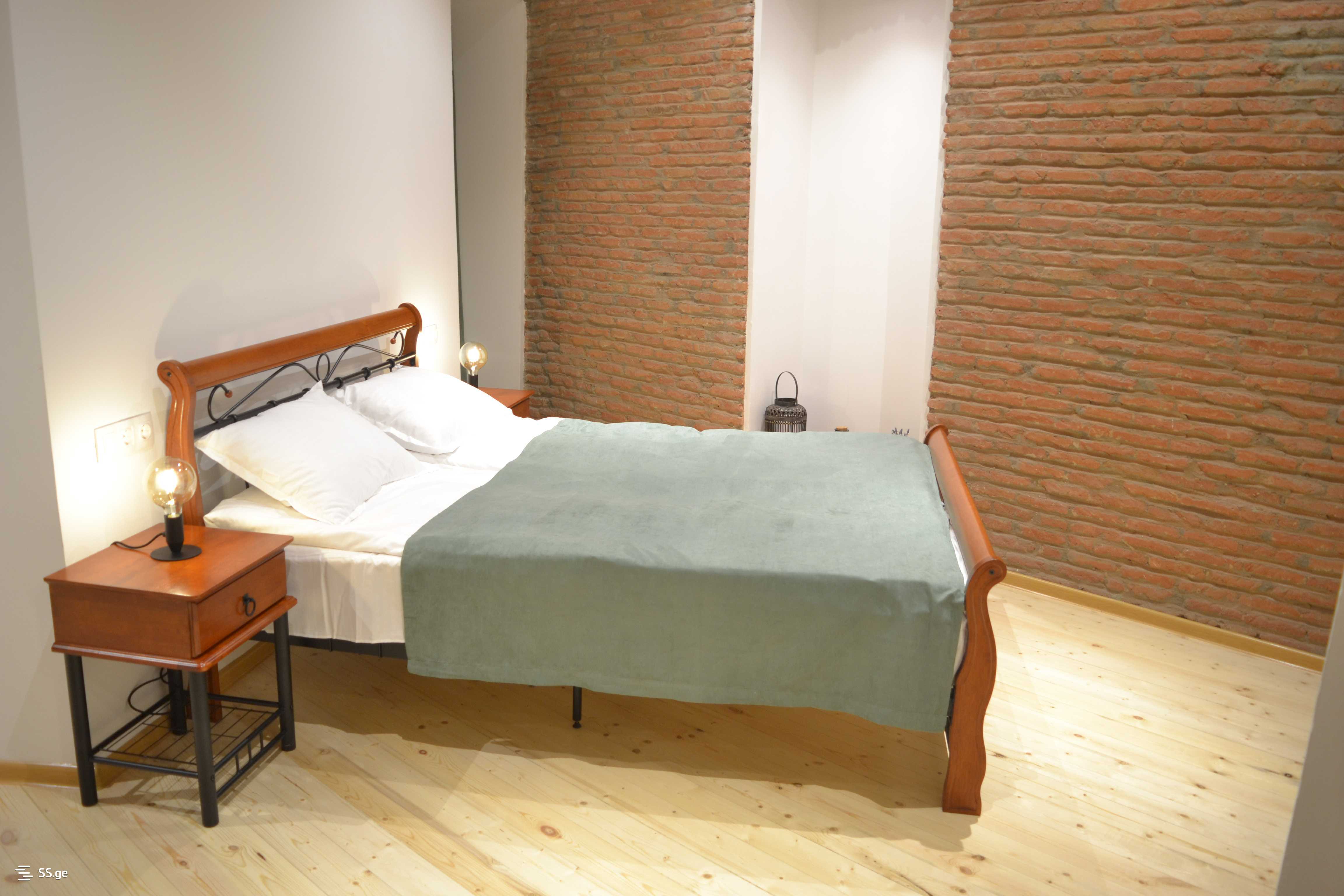 1 Room Flat Daily Rent. Sololaki view 4