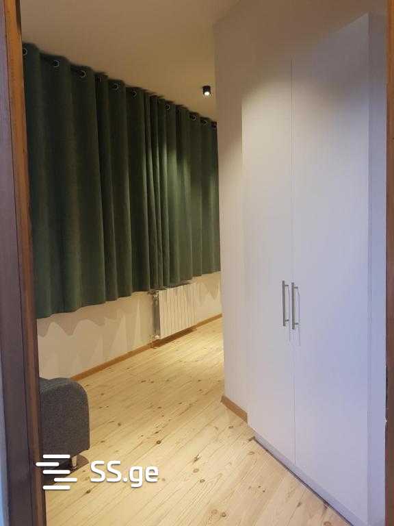 1 Room Flat Daily Rent. Sololaki view 5