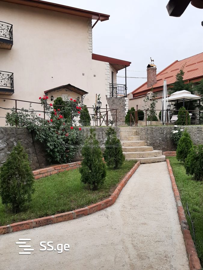 იყიდება 10-ოთახი Summer Cottage view 1