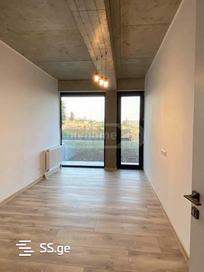 7 Room Private House For Sale view 8