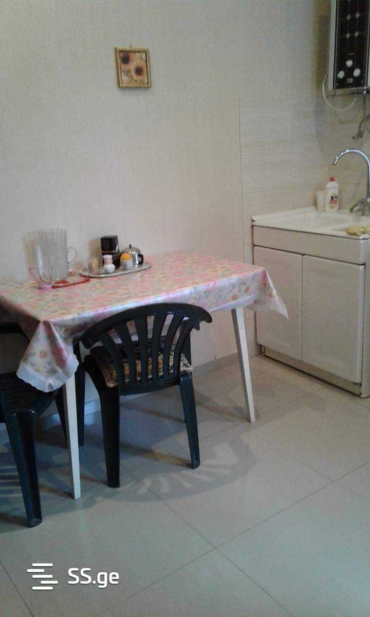 3 Room Private House For Sale view 9