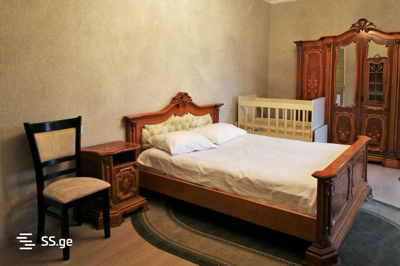 4 Room Flat For Rent. Mtatsminda view 6