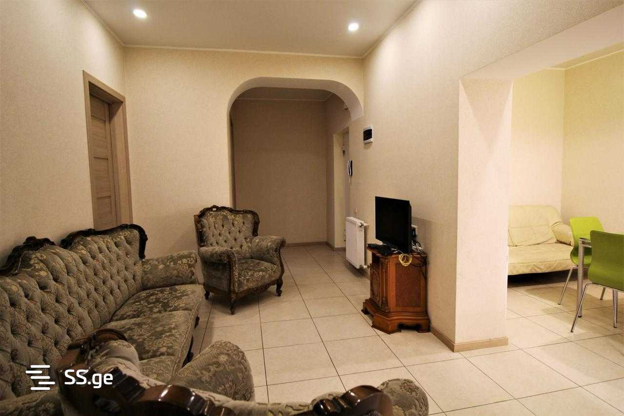 4 Room Flat For Rent. Mtatsminda view 12
