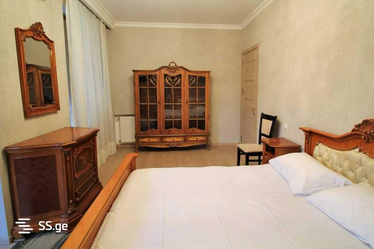 4 Room Flat For Rent. Mtatsminda view 3