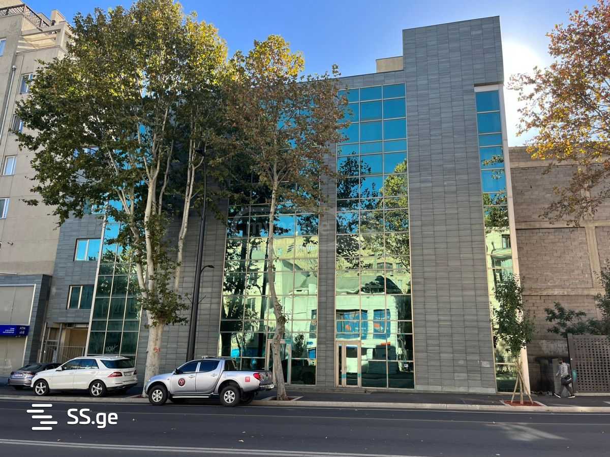 Commercial Space For Rent. Isani view 3