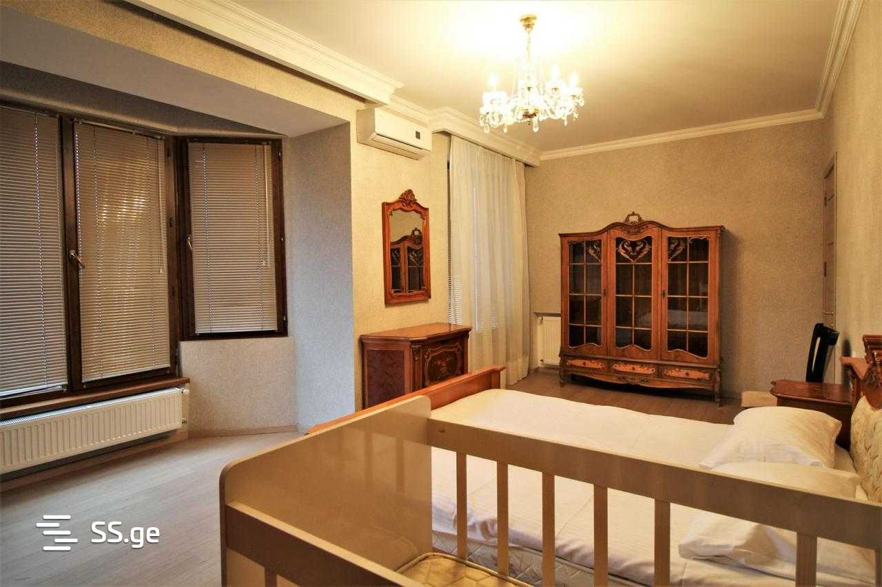 4 Room Flat For Rent. Mtatsminda view 2