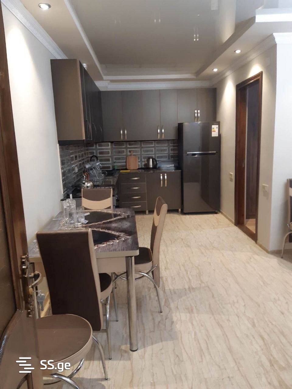 4 Room Flat For Rent. Qala view 1