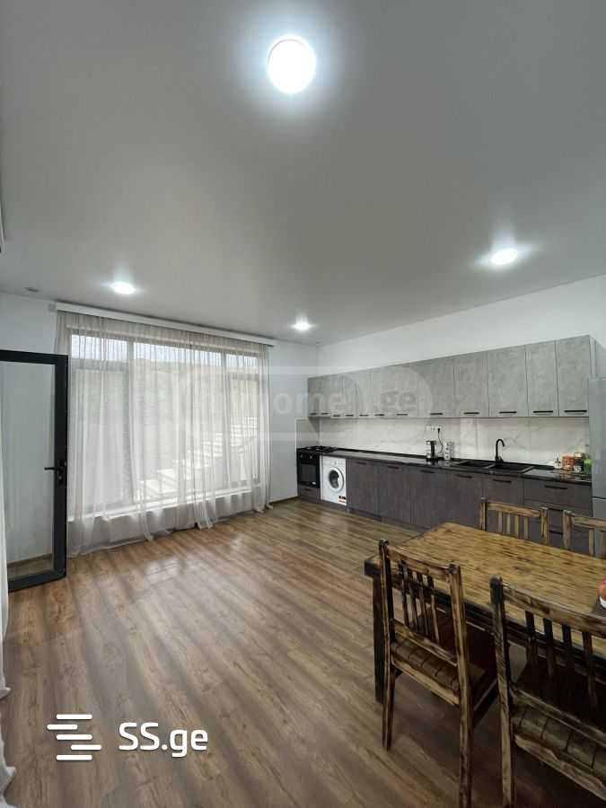 6 Room Private House For Sale view 11