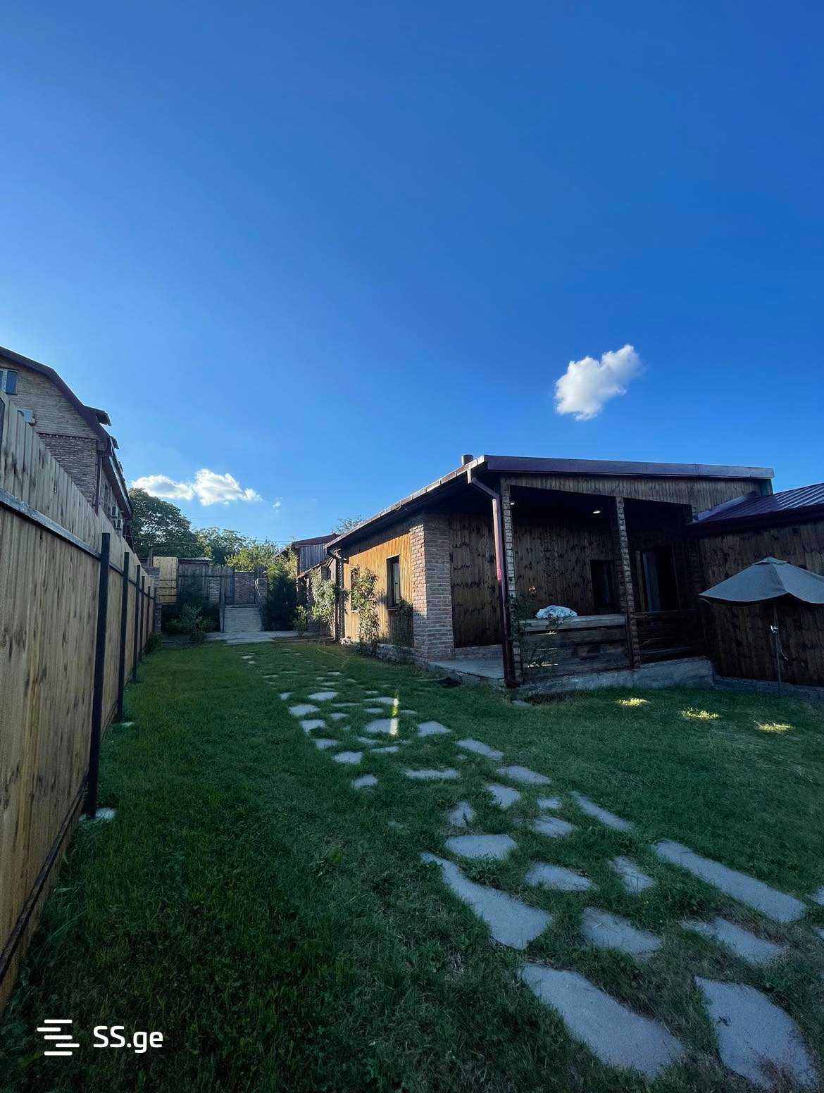 3 Room Summer Cottage Daily Rent. Tabakhmela view 1