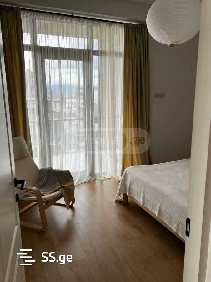 3 Room Flat For Sale view 3