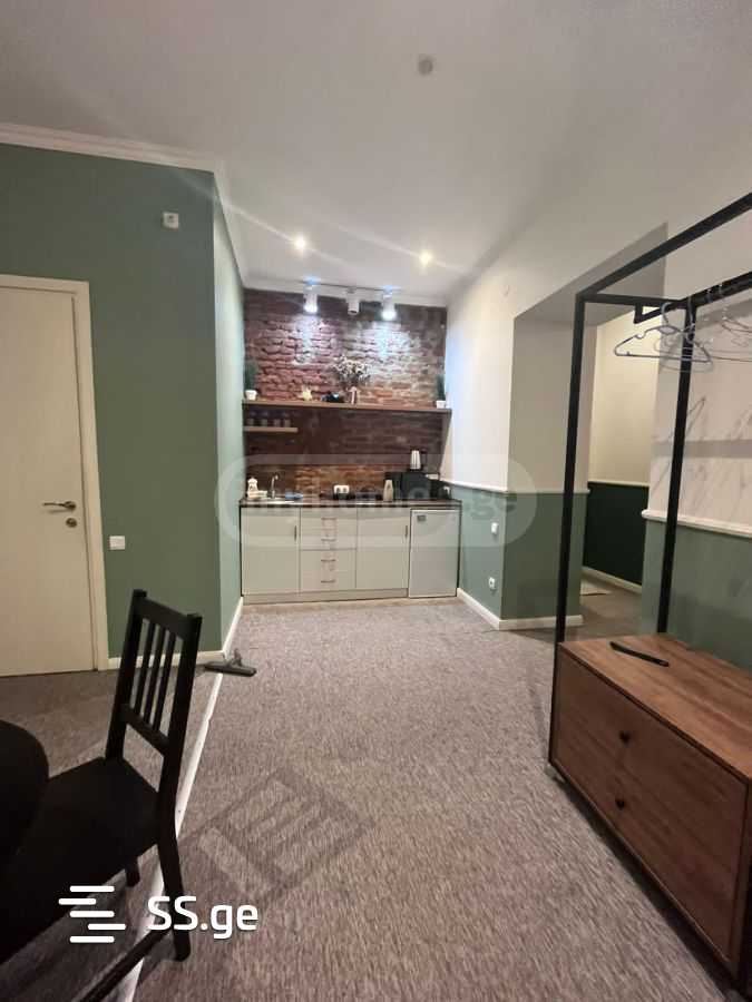 4 Room Private House For Sale view 3