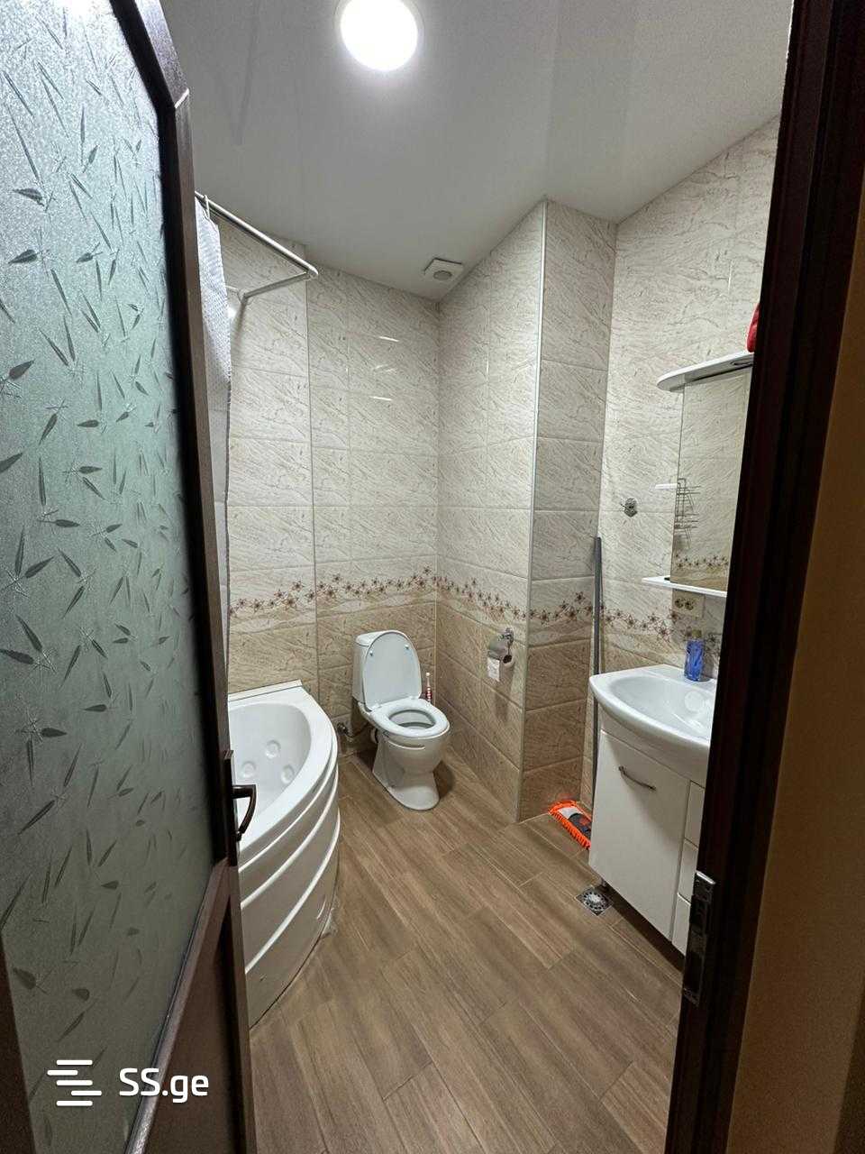 3 Room Flat For Rent. Batumi view 8