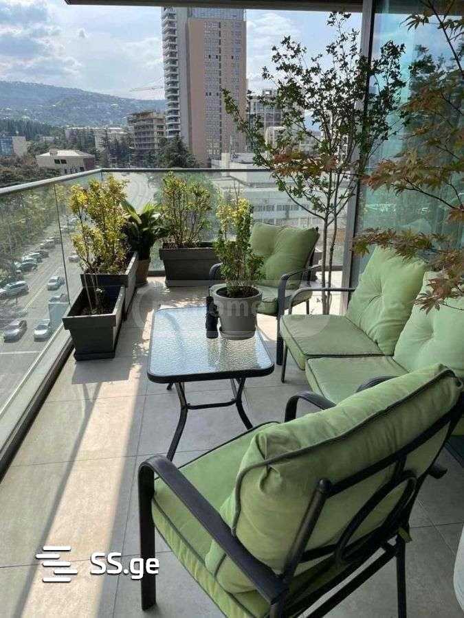 4 Room Flat For Sale view 1