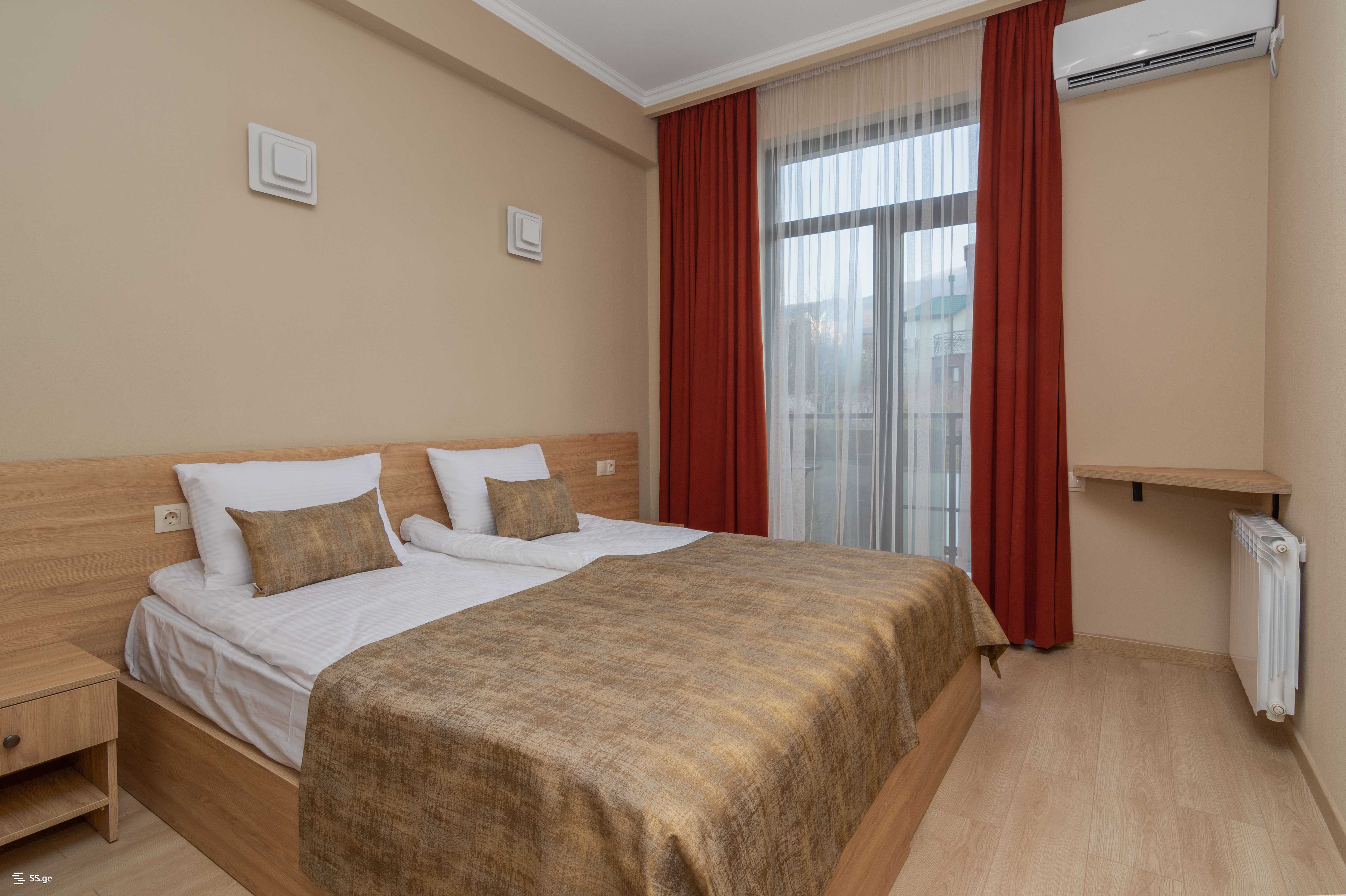 Summer Cottage Daily Rent. Saguramo, 11 of 12