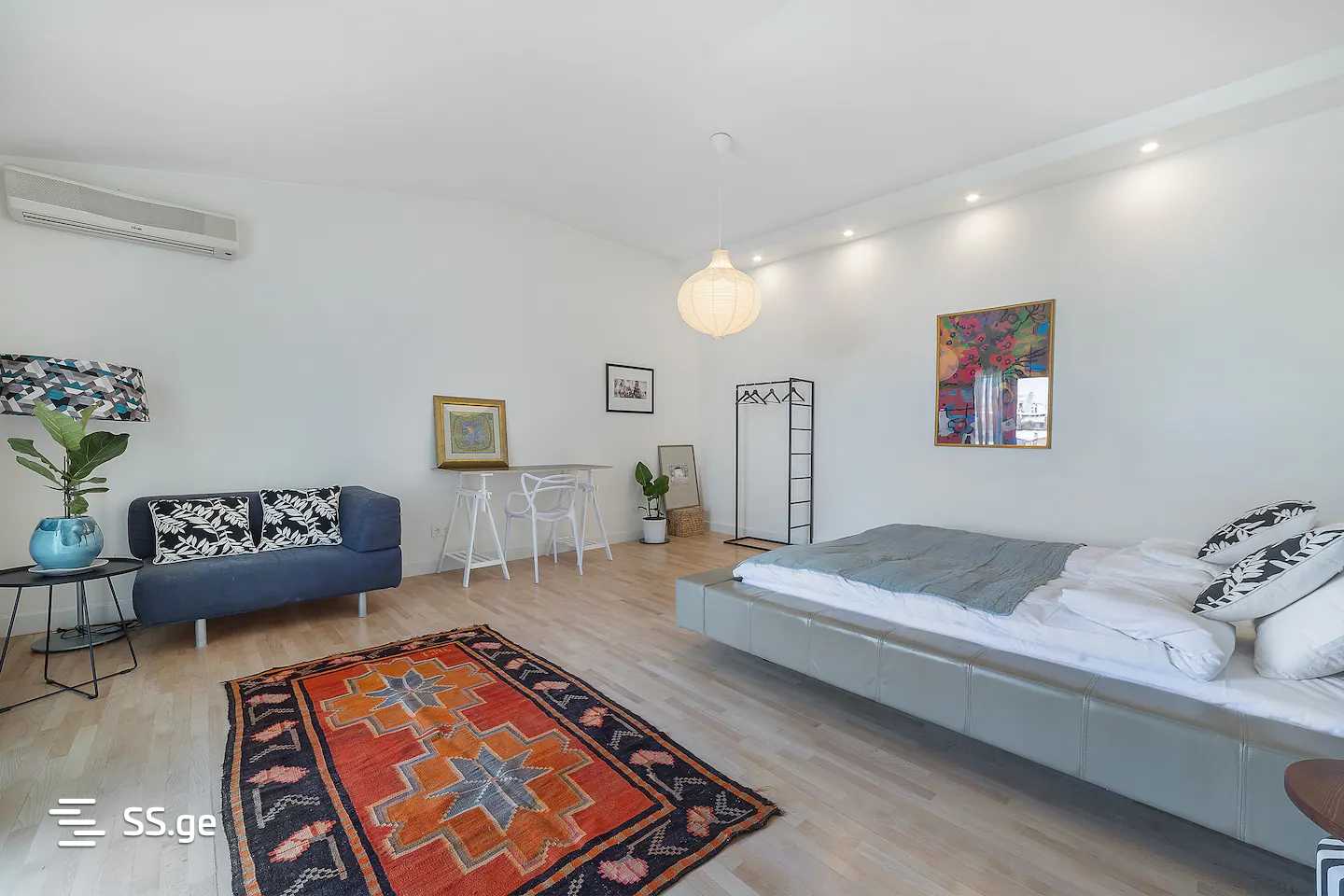 3 Room Flat Daily Rent. Isani view 5