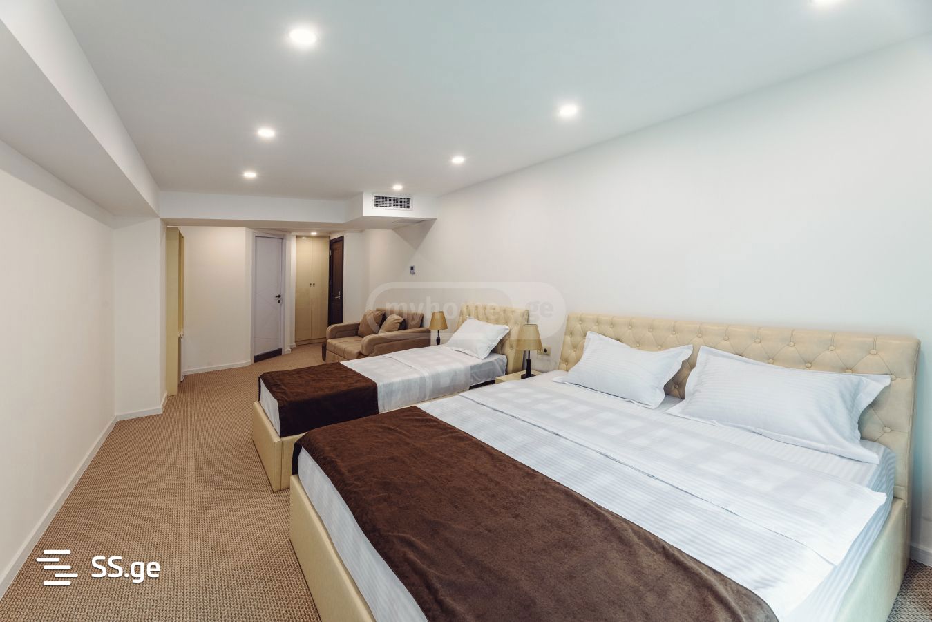 15 Room Hotel For Sale view 8