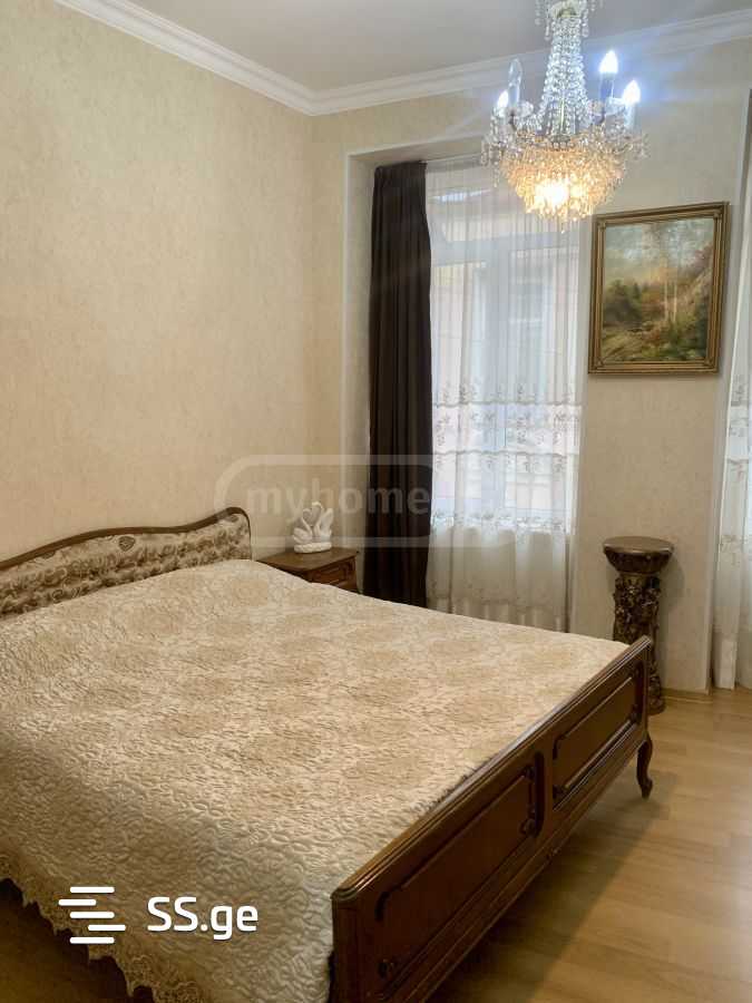 2 Room Flat For Rent. Sololaki view 2