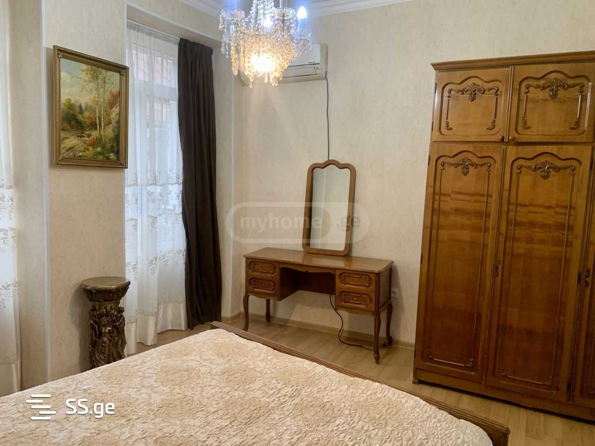 2 Room Flat For Rent. Sololaki view 3