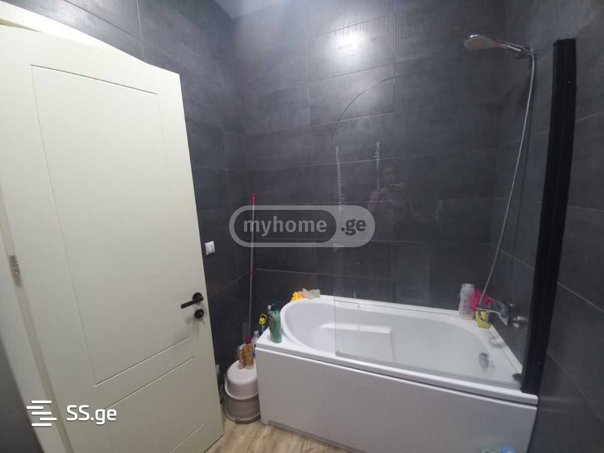 3 Room Flat For Rent. Didube view 5