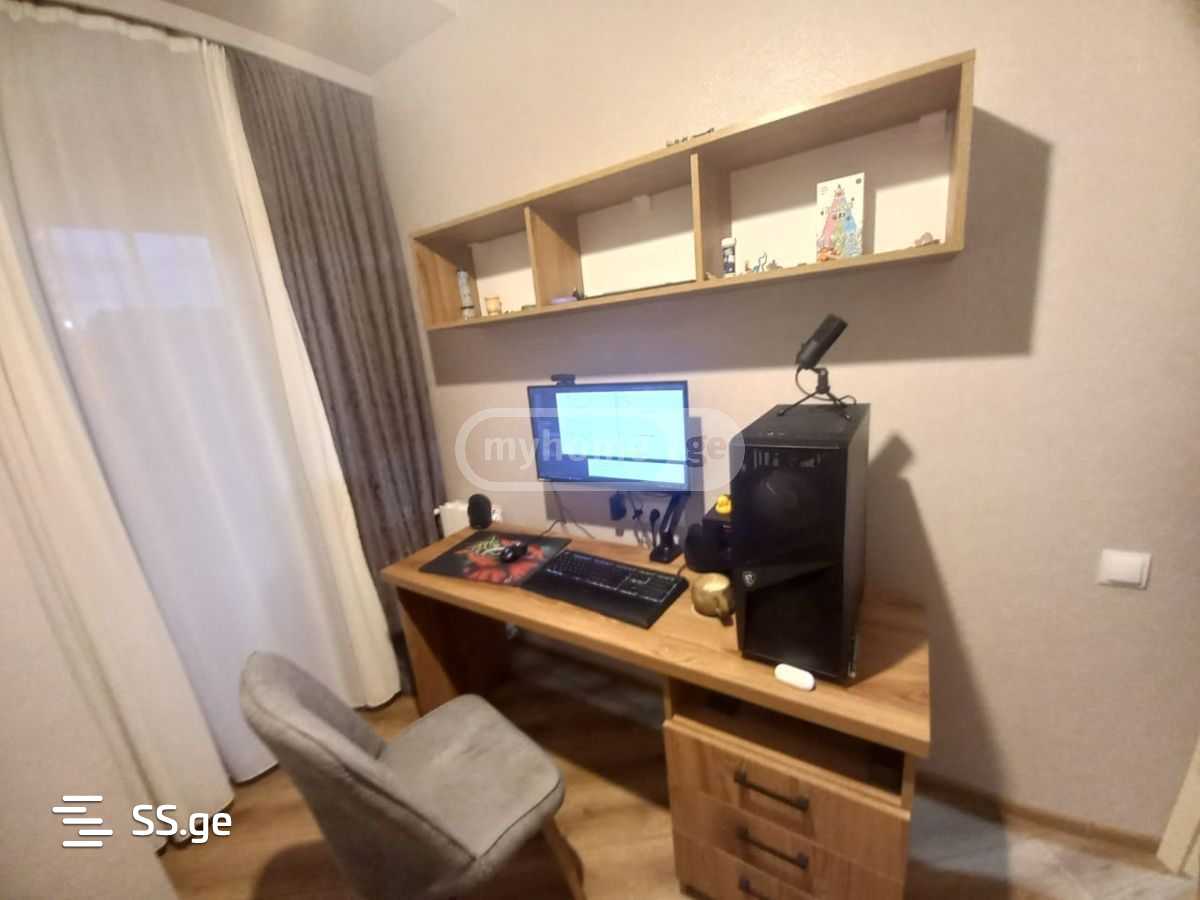 3 Room Flat For Rent. Didube view 10
