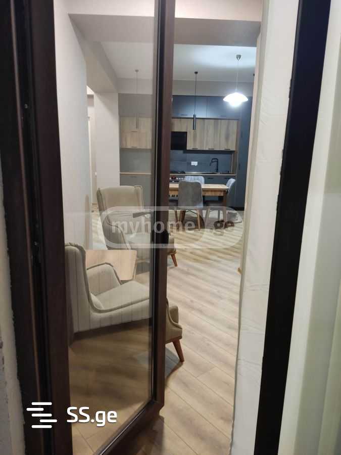 3 Room Flat For Rent. Didube view 9