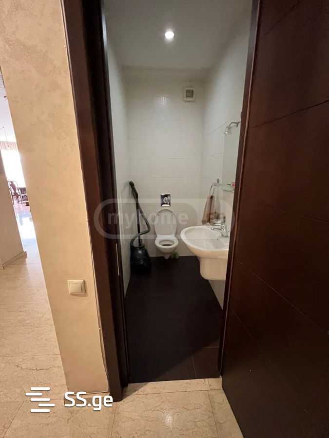 3 Room Flat For Rent. Vera view 12