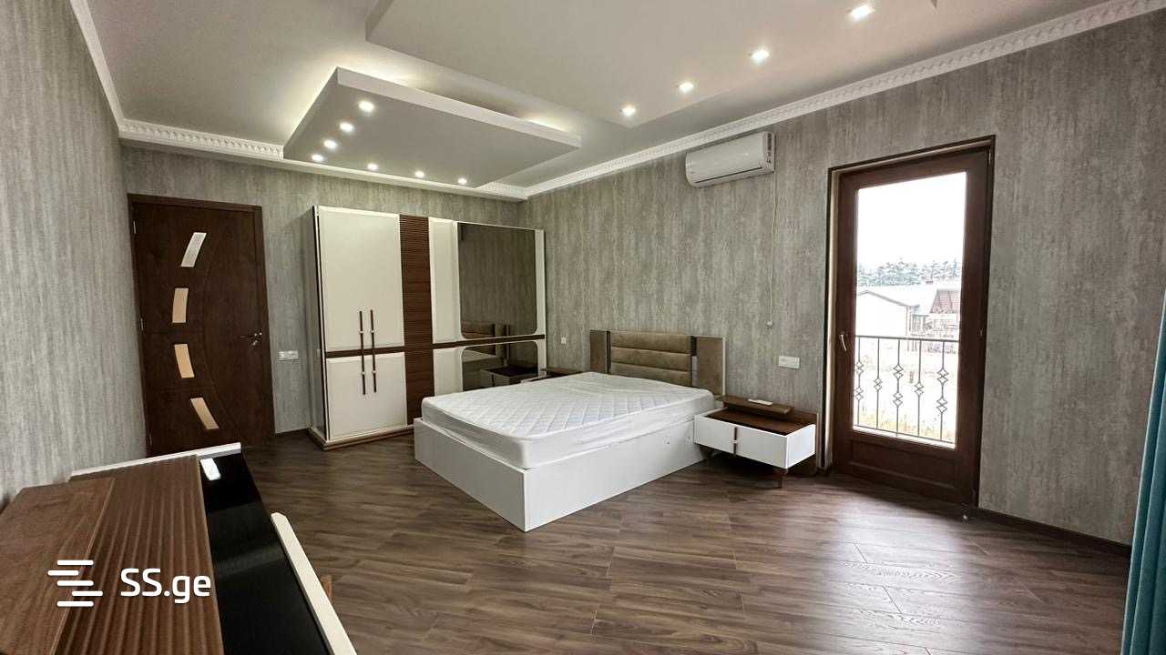 7 Room Private House For Rent. Chugureti view 3