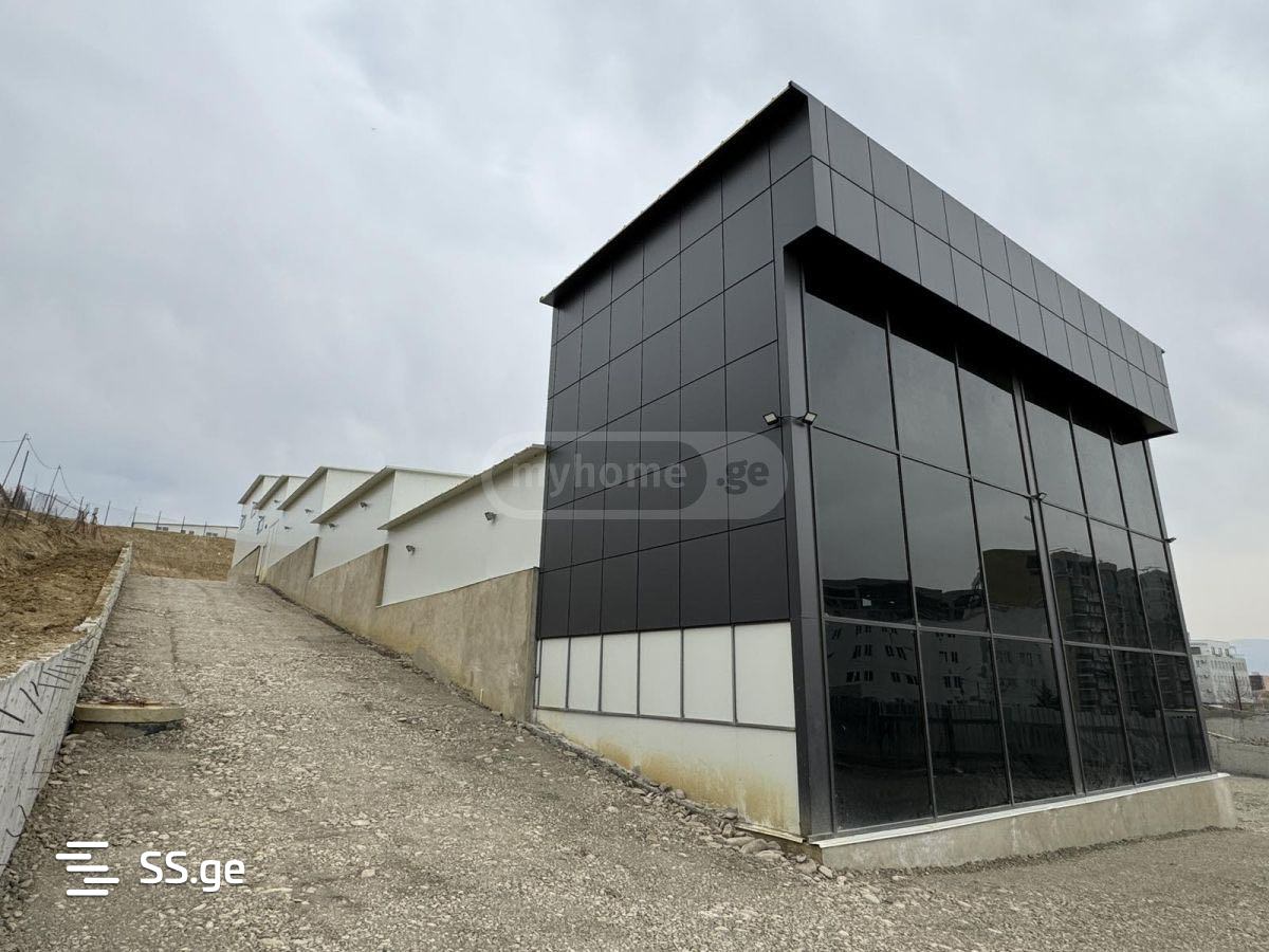 Store-Industrial Property For Rent. Didi Digomi view 8