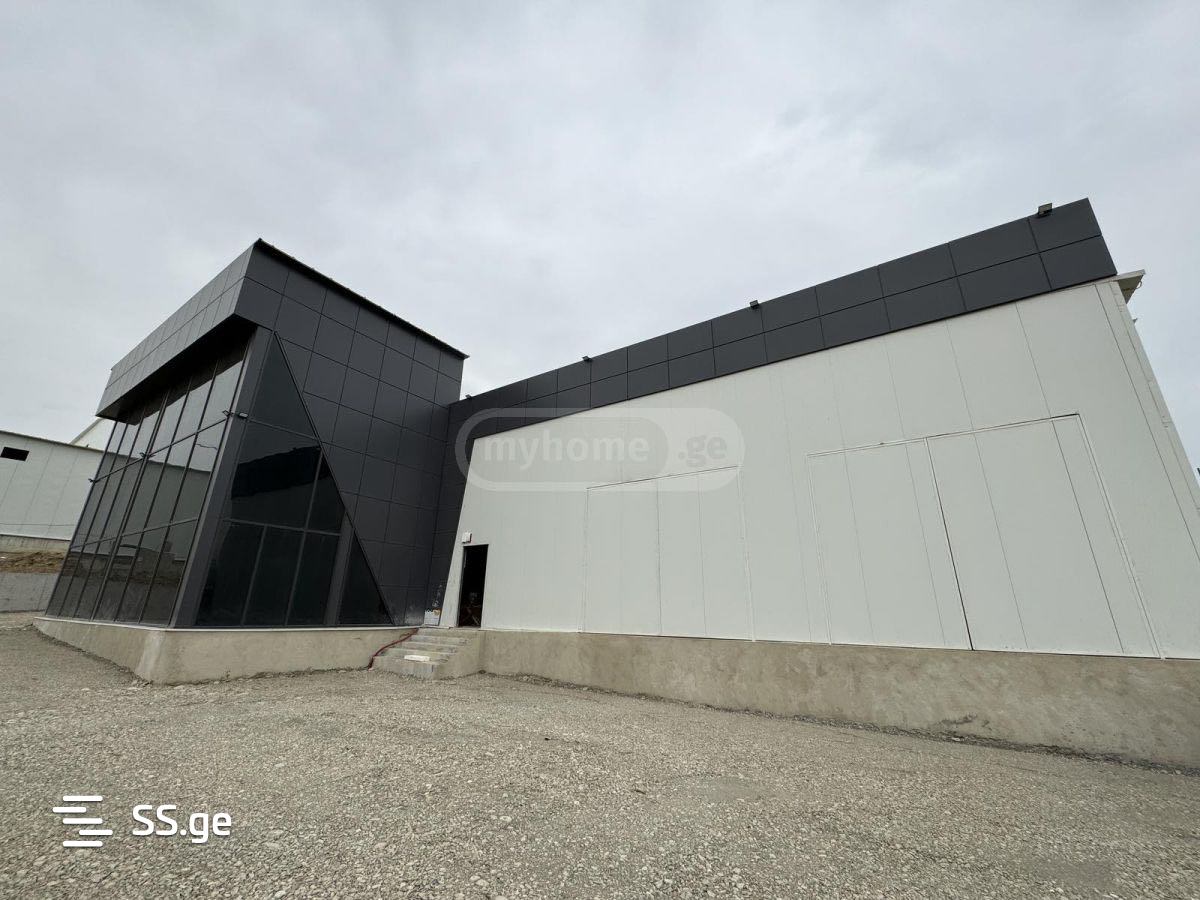 Store-Industrial Property For Rent. Didi Digomi view 7