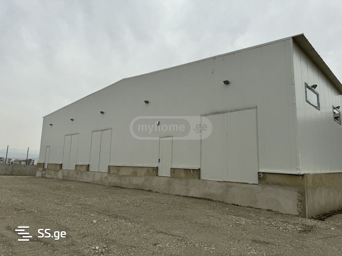 Store-Industrial Property For Rent. Didi Digomi view 1