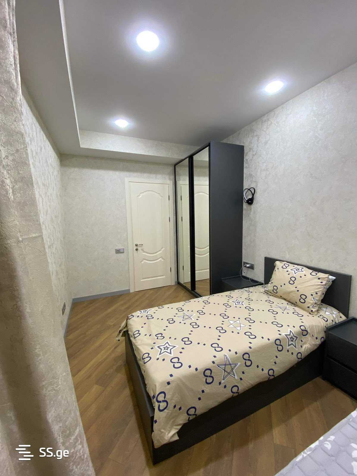 3 Room Flat For Sale view 5