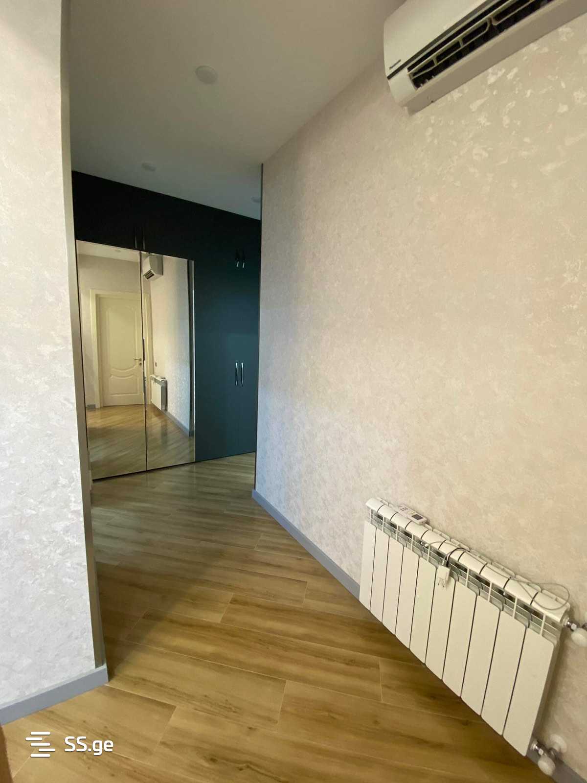 3 Room Flat For Sale view 4